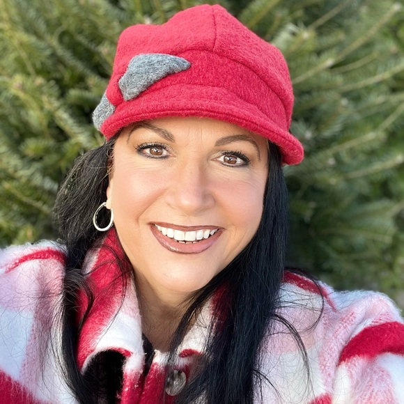 Meet your Posher, Maria - Picture 5 of 5